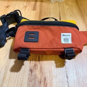 TOPO COLAB W/ Madewell Orange and Yellow Men's Bag